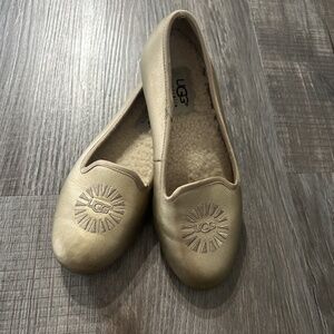 UGG Ballet Flats Youth/Kids/Girls 1004462K Leather Sheepskin Gold Size 1 / 31EU